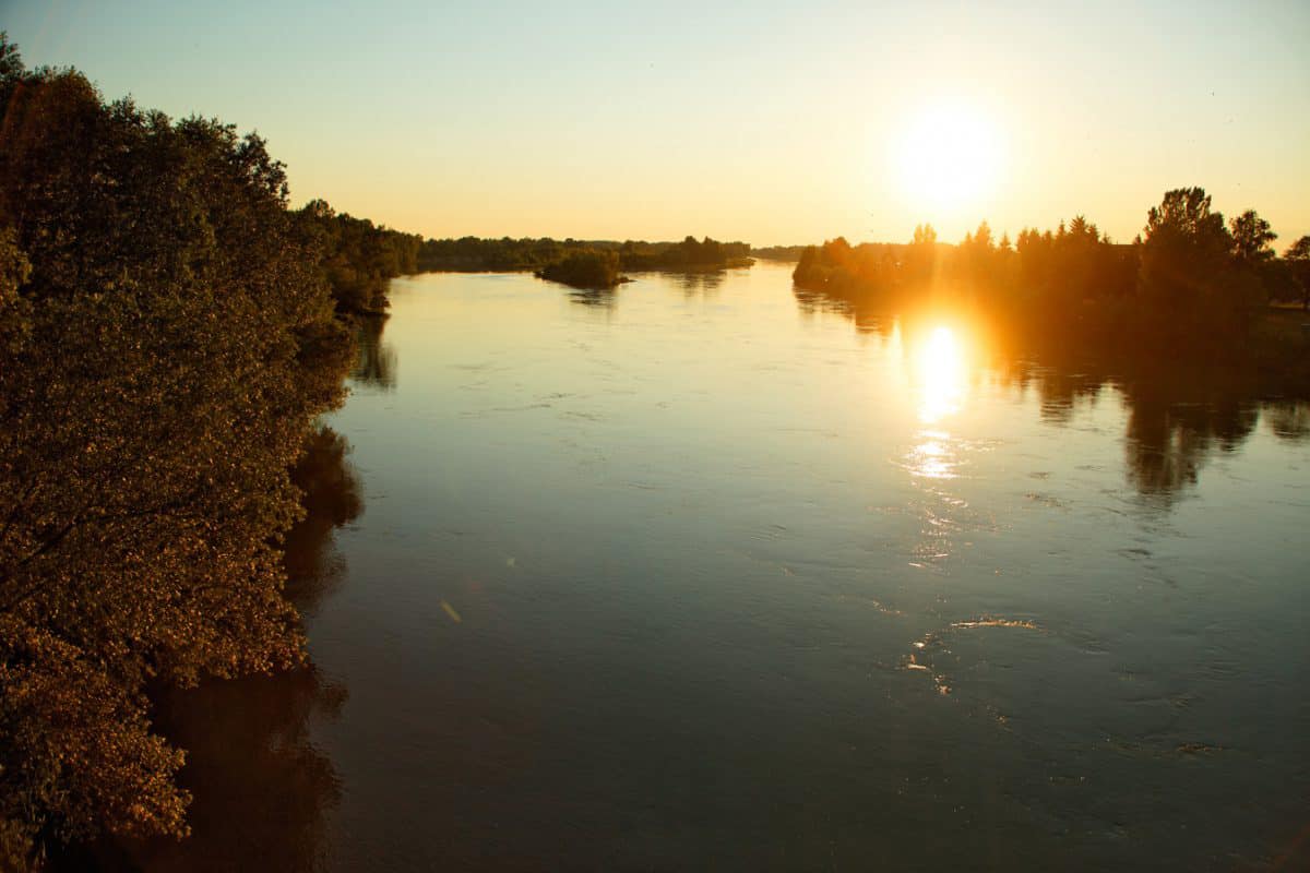 Sonnenuntergang an der Drau