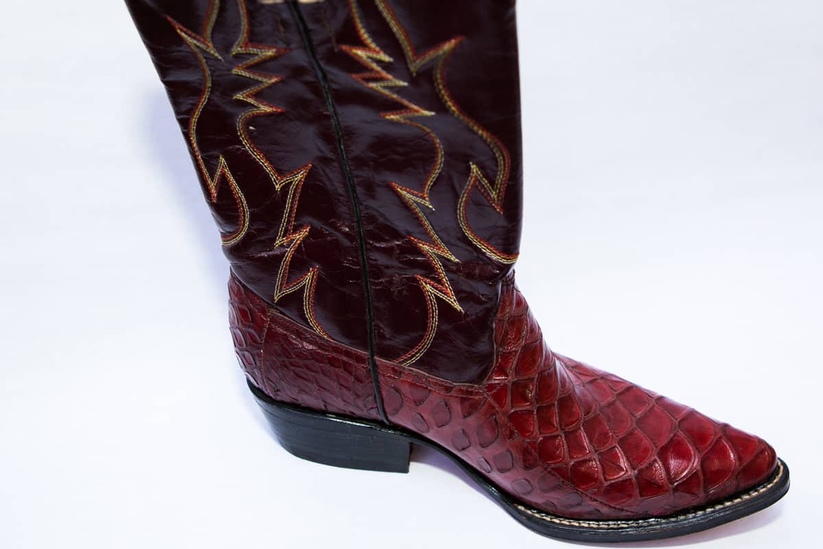 Stiefel aus Pangolin-Leder Stiefel aus Pangolin-Leder