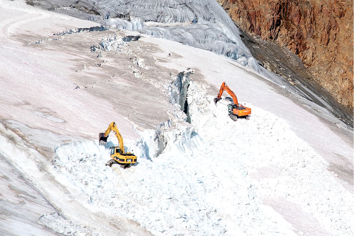Pitztal - Bauarbeiten am Gletscher
