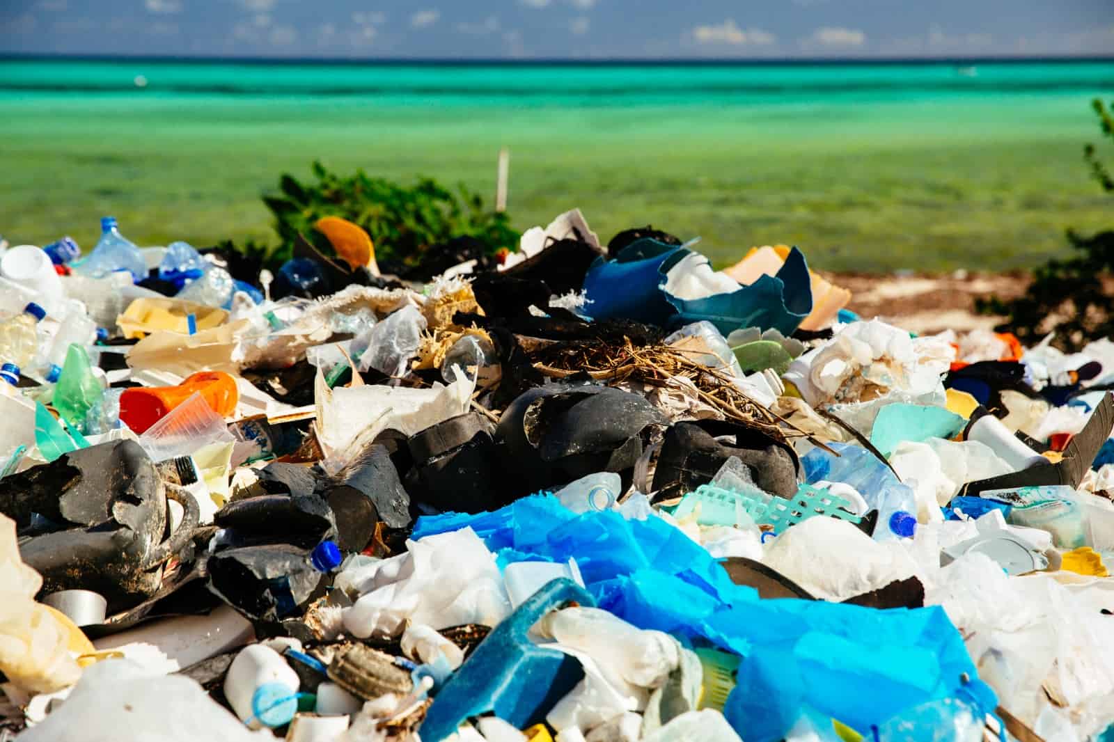 Plastikmüll am Strand