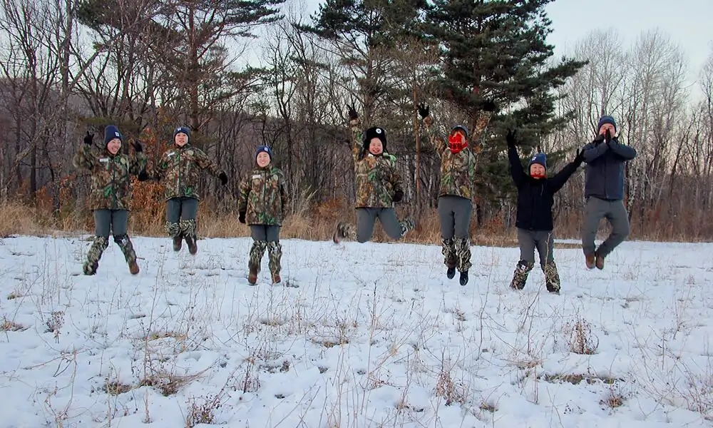 Am Ende eines langen Arbeitstages - Chinas einzige rein weibliche Rangertruppe, © by WWF / Dongning Forestry Bureau Am Ende eines langen Arbeitstages - Chinas einzige rein weibliche Rangertruppe, © by WWF / Dongning Forestry Bureau