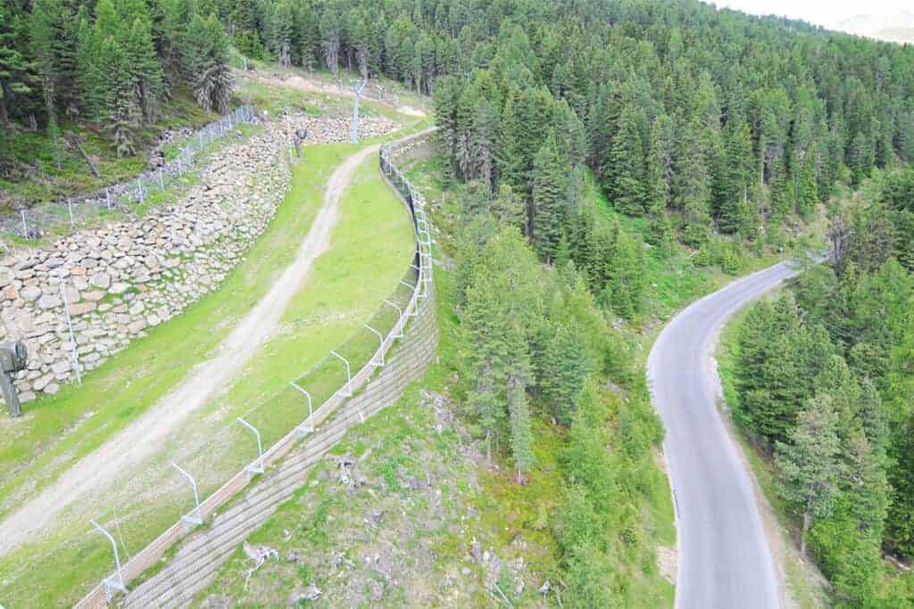 Straße in den Alpen/ © Anton Vorauer