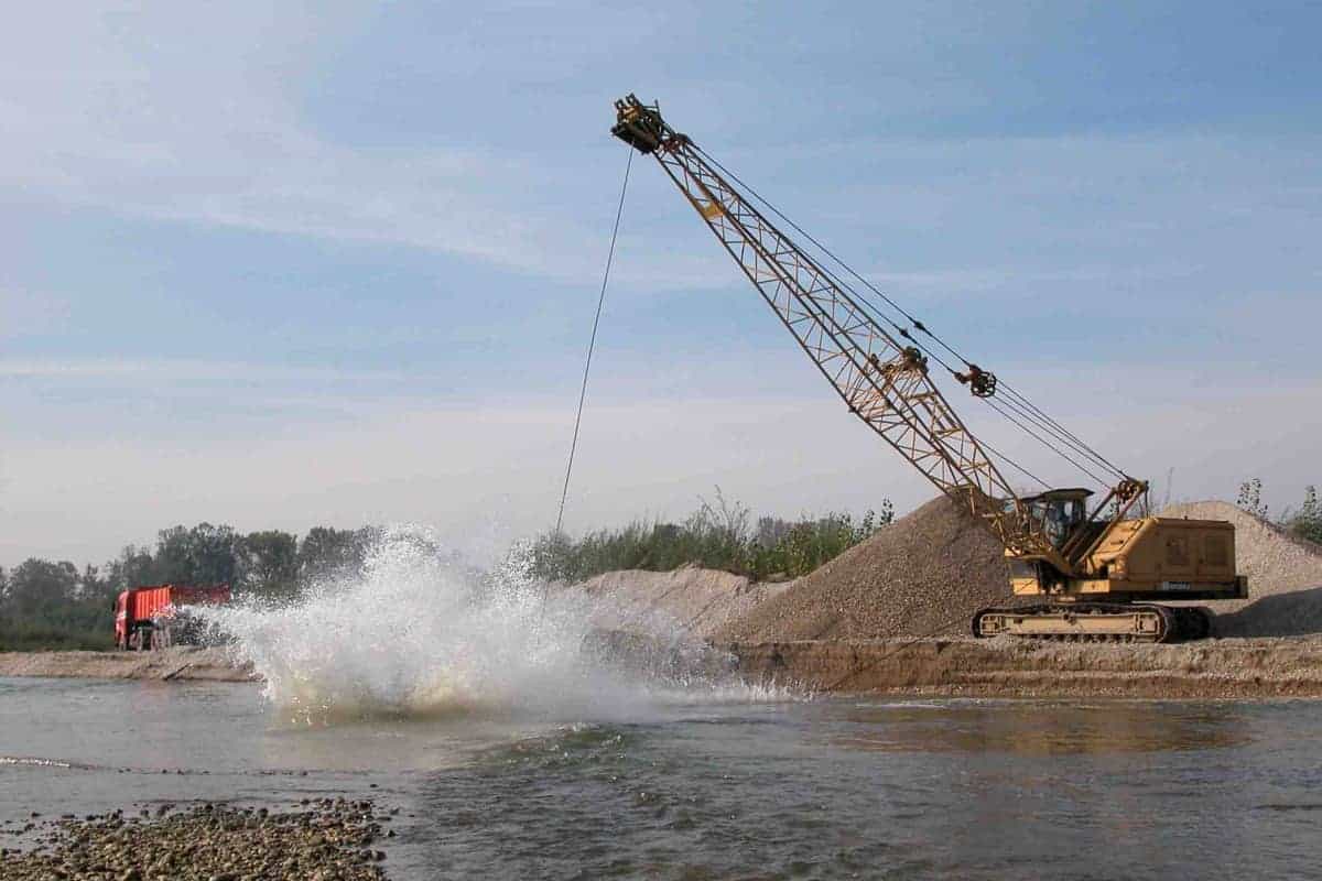 Schottergewinnung an der Drau/ © WWF/ Arno Mohl