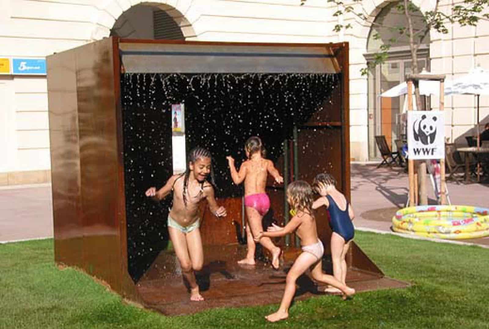 Wasserwuerfel_mitKindern_zahradnik_520x350