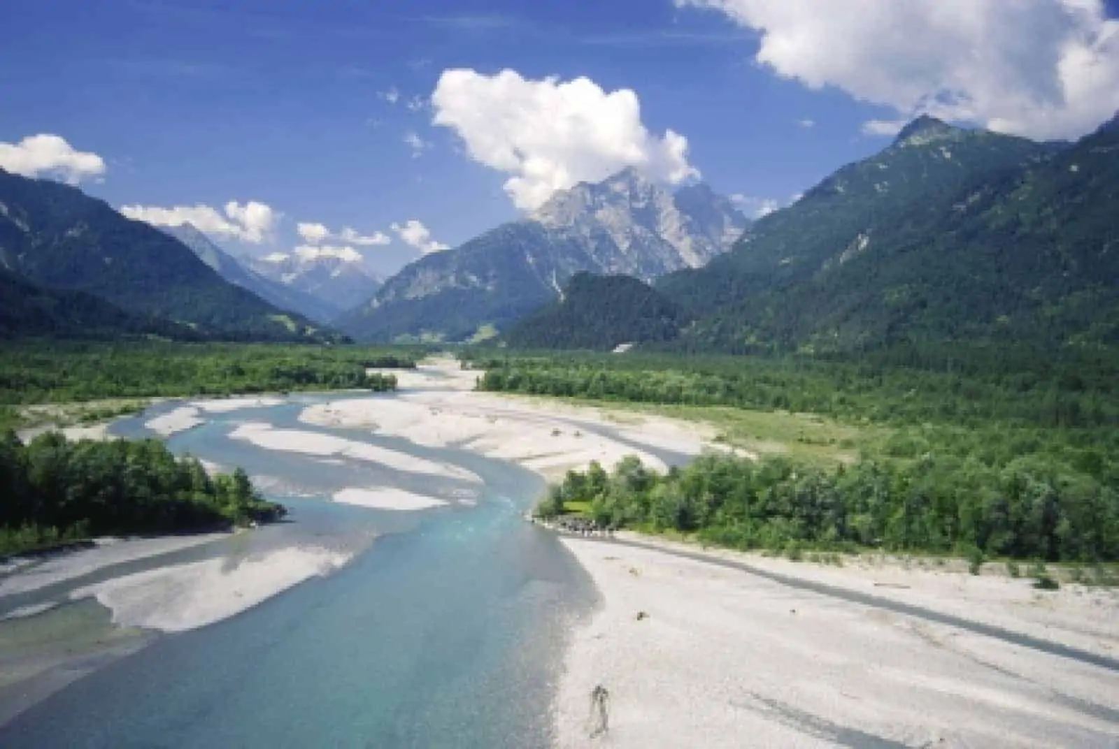 Lech, Tirol, © by A. Vorauer / 4nature Lech, Tirol, © by A. Vorauer / 4nature