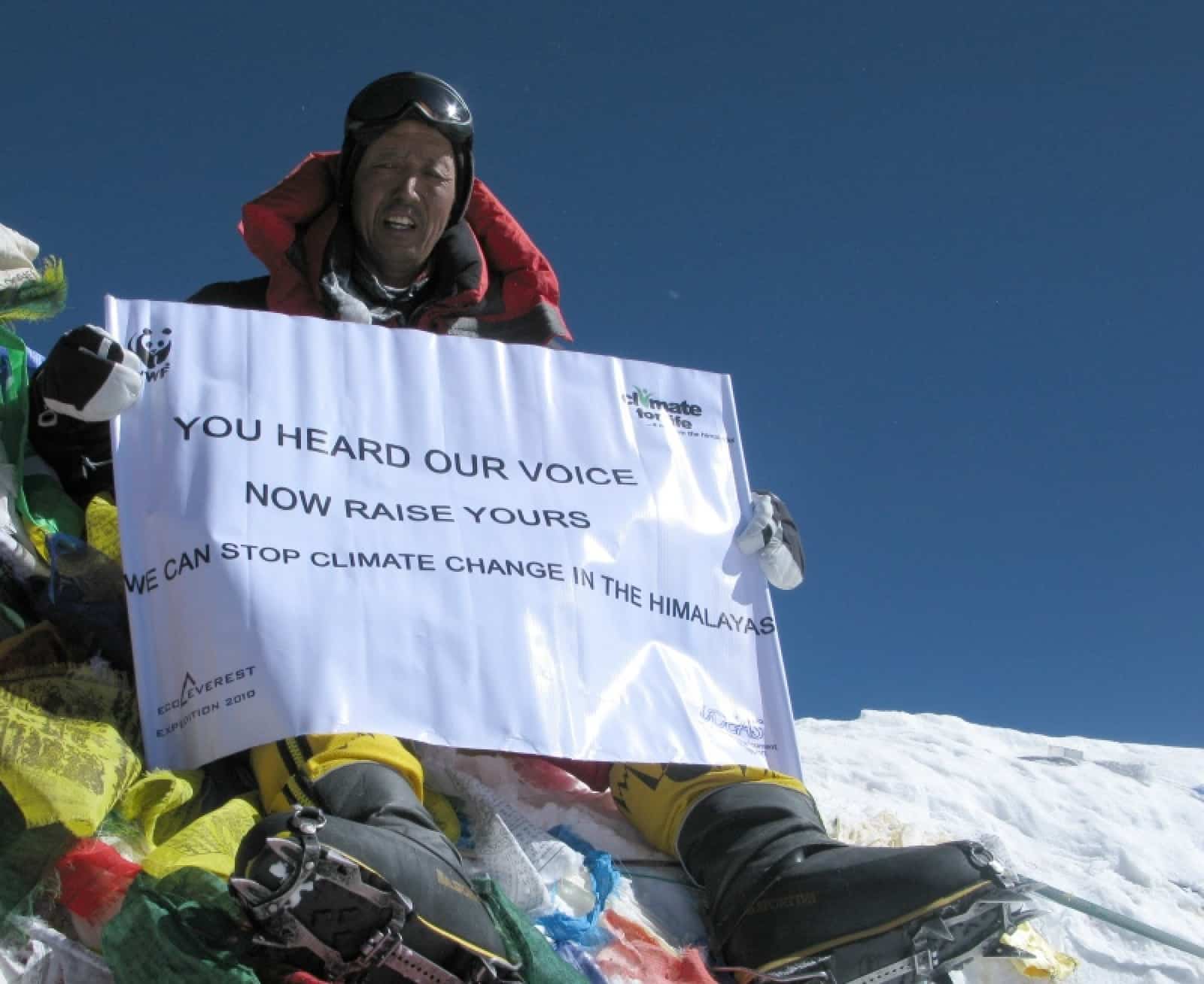 Apa Sherpa am Gipfel des Mount Everest