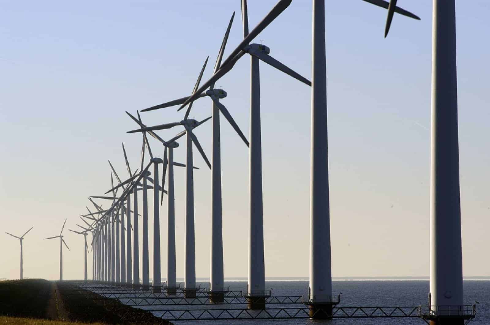 Windpark, © by WWF-Canon/Michel Gunther Windpark, © by WWF-Canon/Michel Gunther