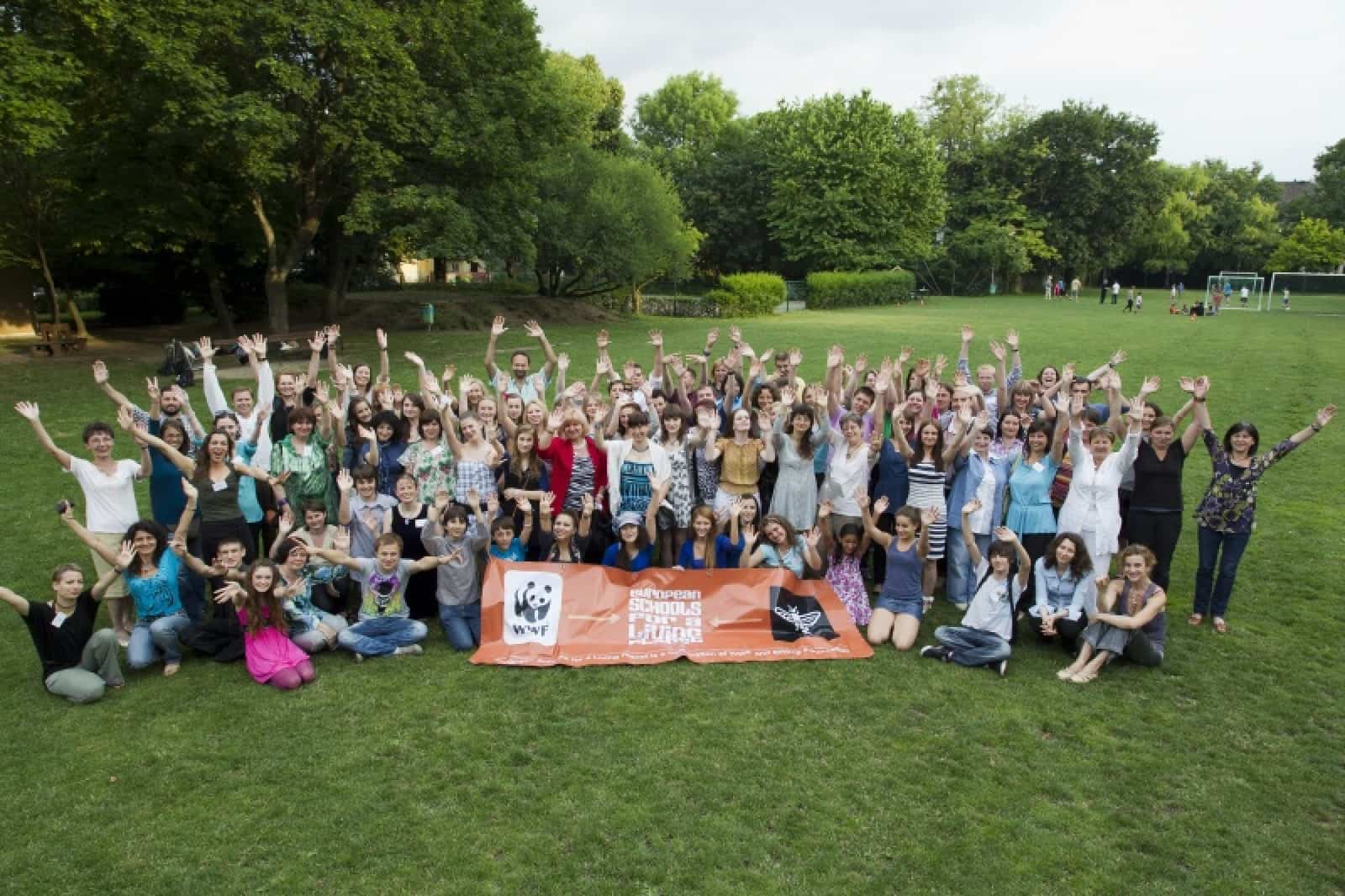 Gruppenfoto European Schools for a Living Planet Abschlussveranstaltung Juni 2011, © by WWF Gruppenfoto European Schools for a Living Planet Abschlussveranstaltung Juni 2011, © by WWF