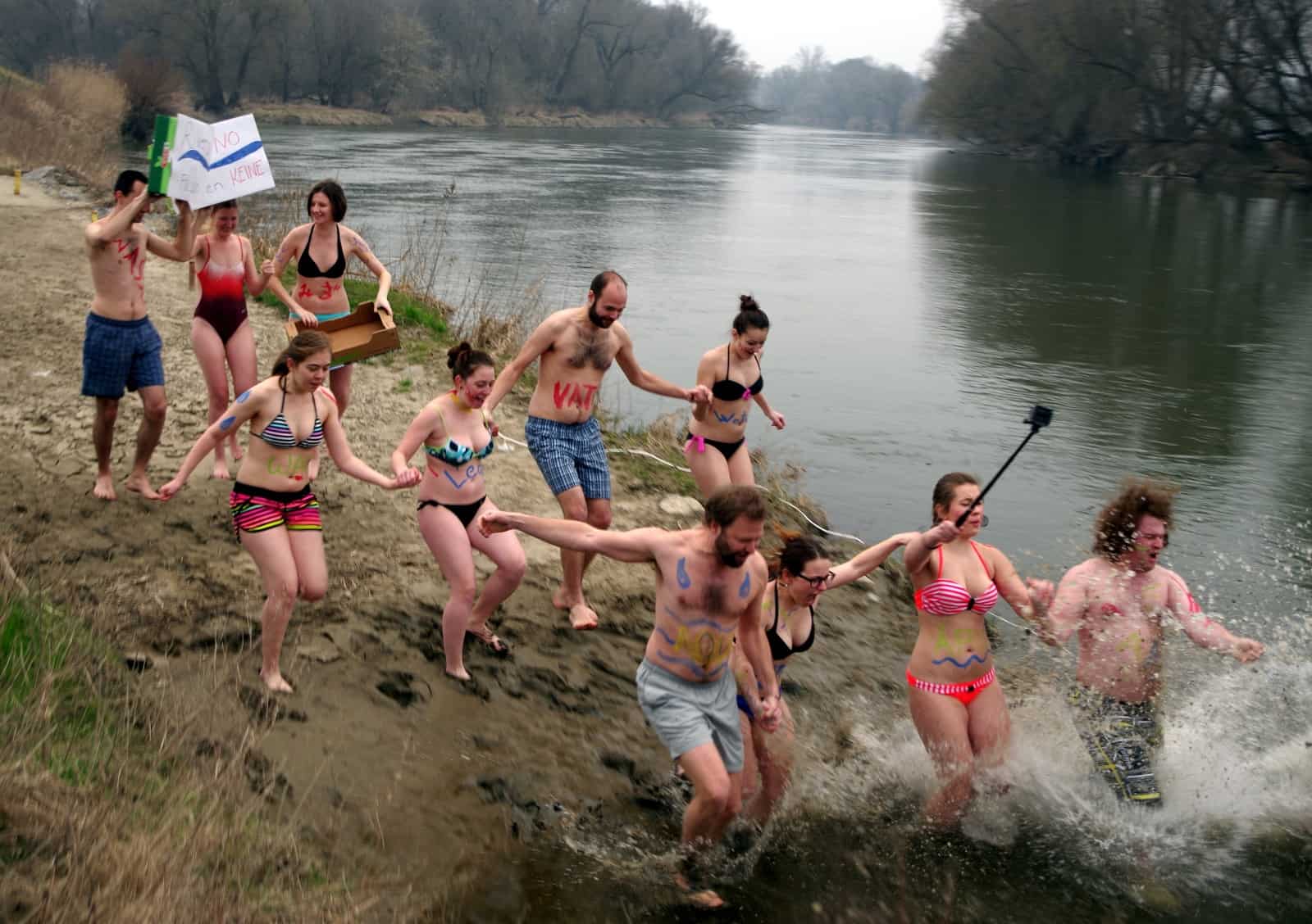 Sprung in die March
