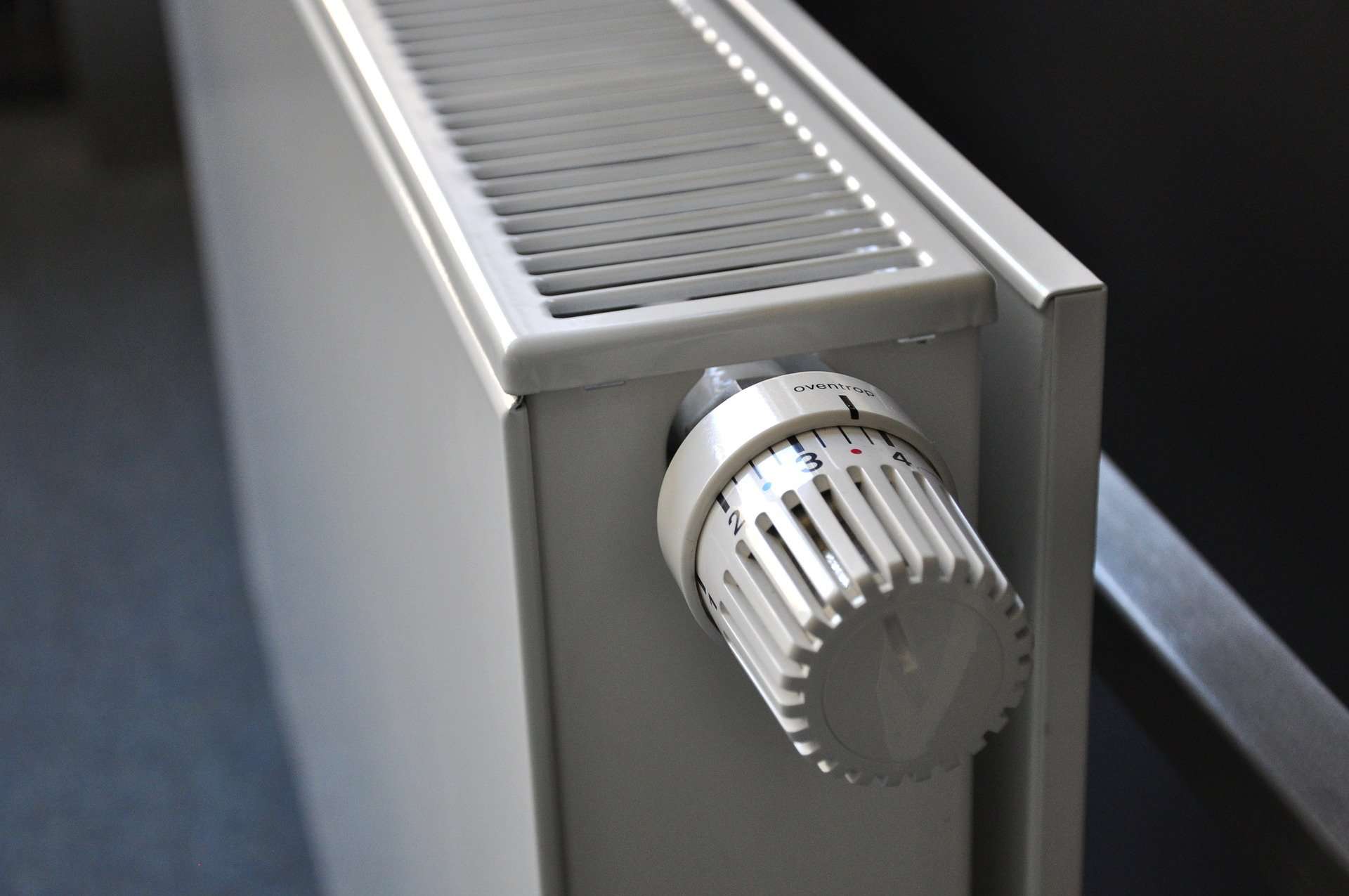 radiator-g4f3f13eff_1920