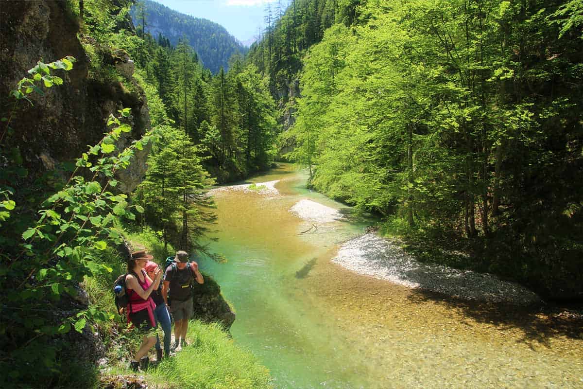 Exkursion Salzatal Fluss © Bernd Pfleger