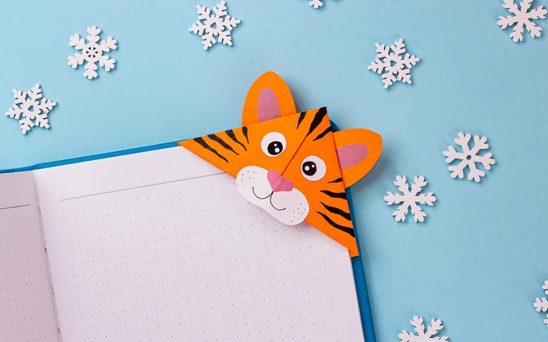 Origami-Lesezeichen-Tiger falten